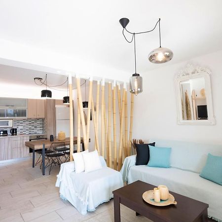 Mykonos Dot Apartments Ano Mera Bagian luar foto