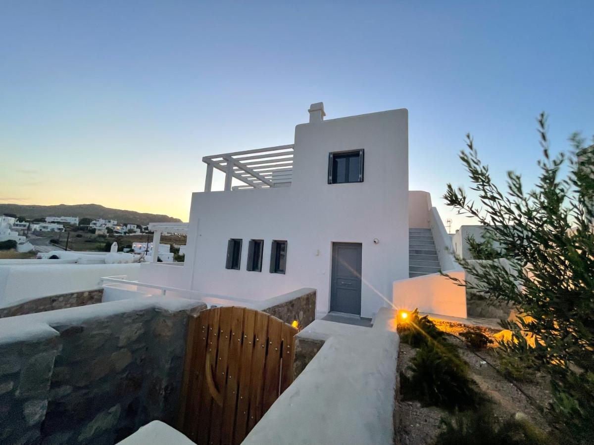 Mykonos Dot Apartments Ano Mera Bagian luar foto