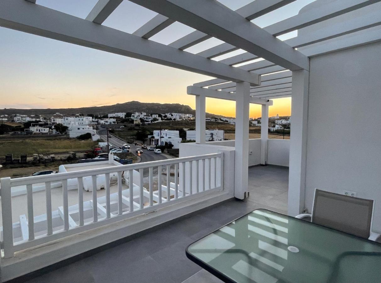 Mykonos Dot Apartments Ano Mera Bagian luar foto