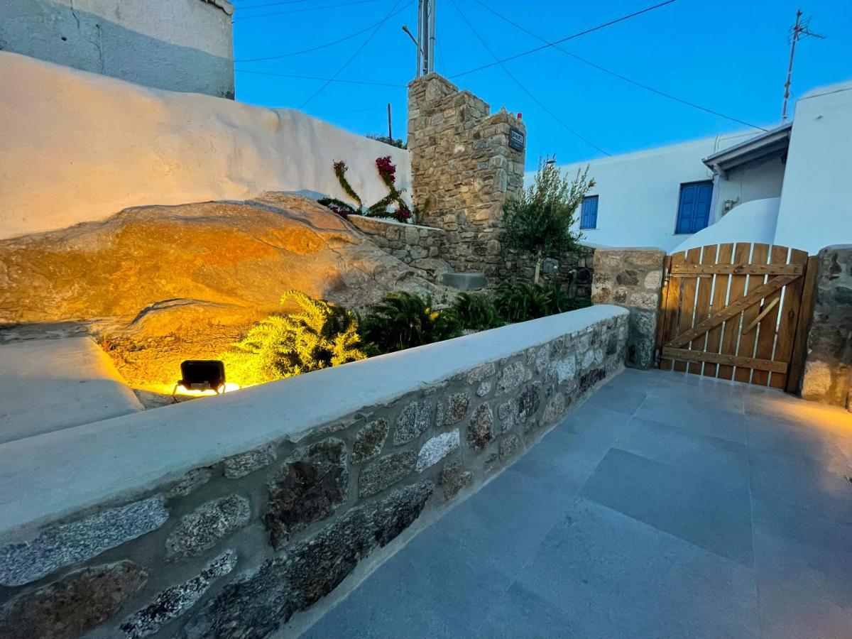 Mykonos Dot Apartments Ano Mera Bagian luar foto