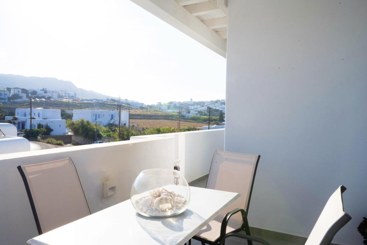 Mykonos Dot Apartments Ano Mera Bagian luar foto