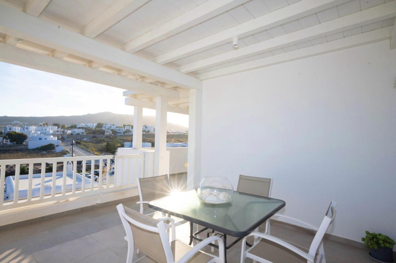 Mykonos Dot Apartments Ano Mera Bagian luar foto
