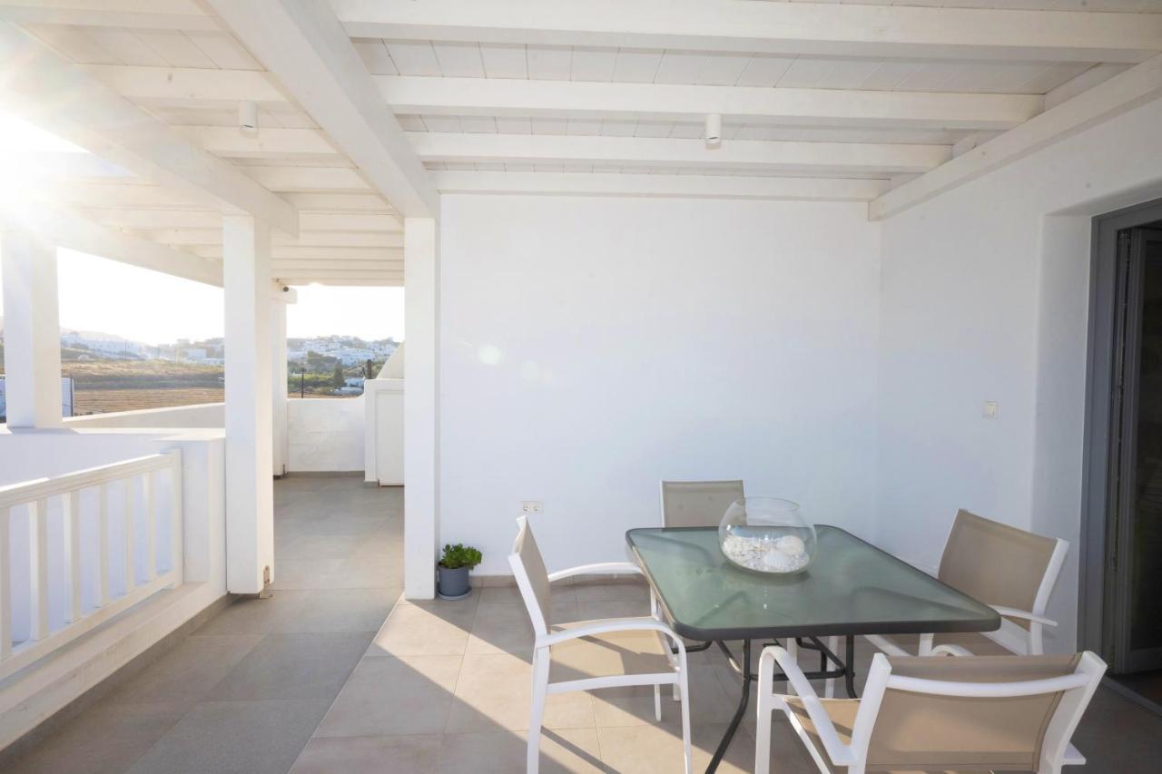 Mykonos Dot Apartments Ano Mera Bagian luar foto