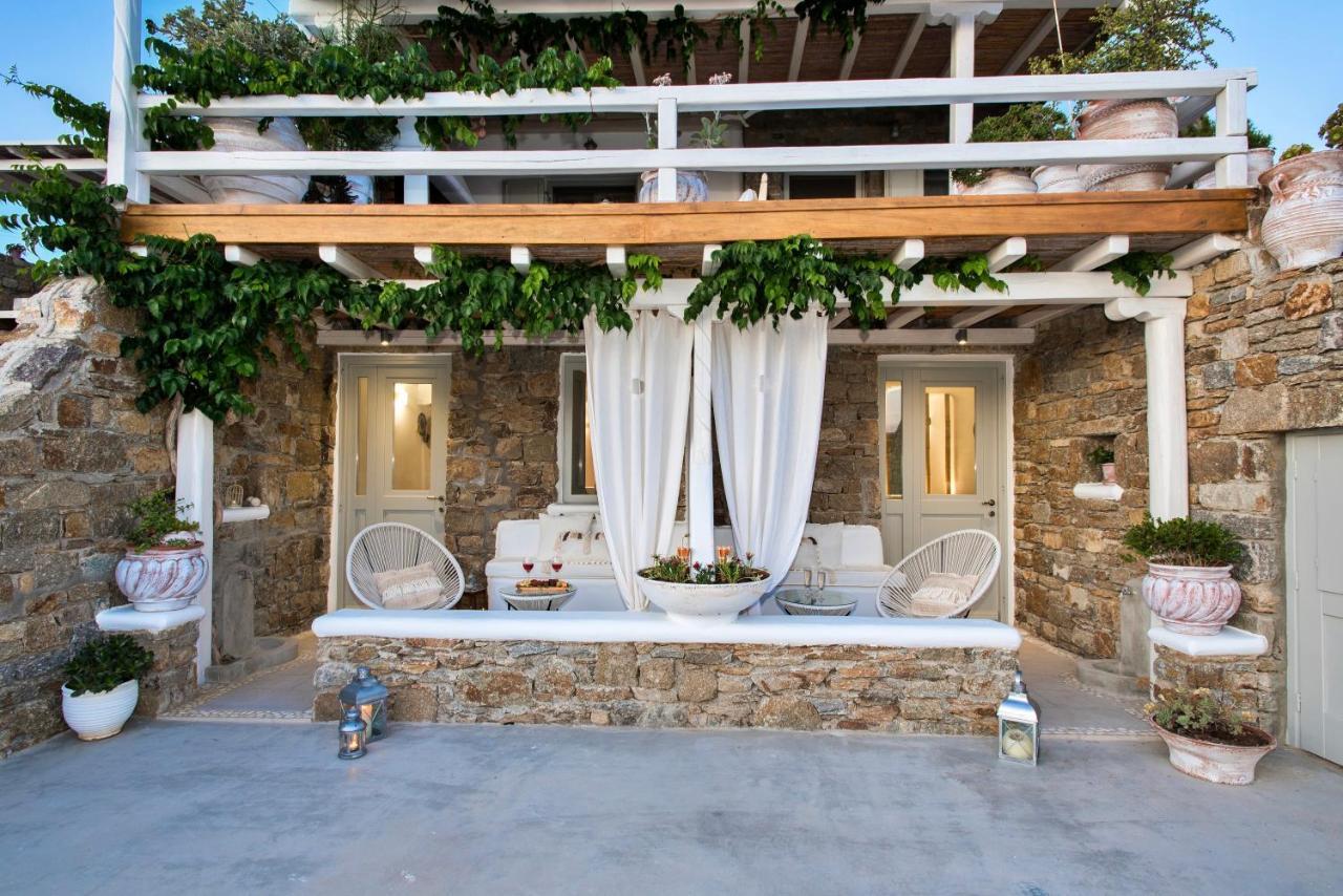 Mykonos Dot Apartments Ano Mera Bagian luar foto